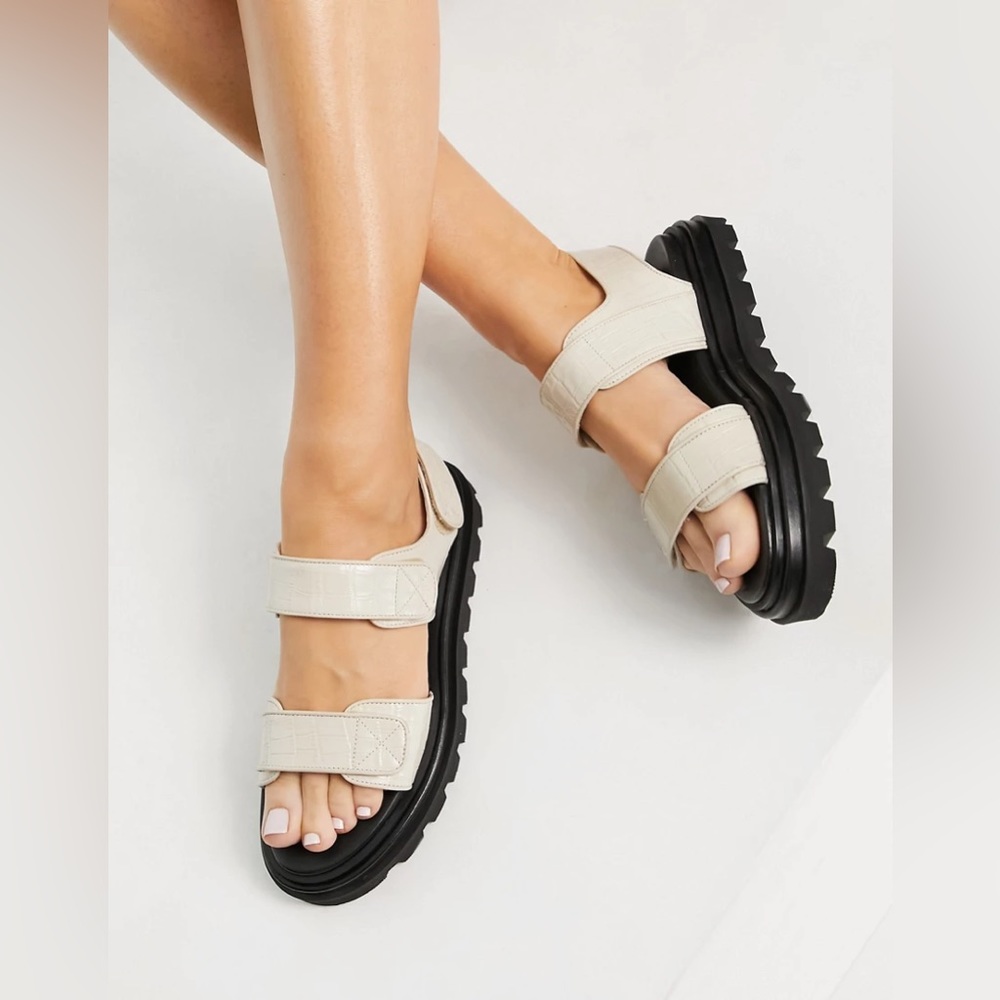 & Other Stories Leather Chunky Sole Sandals